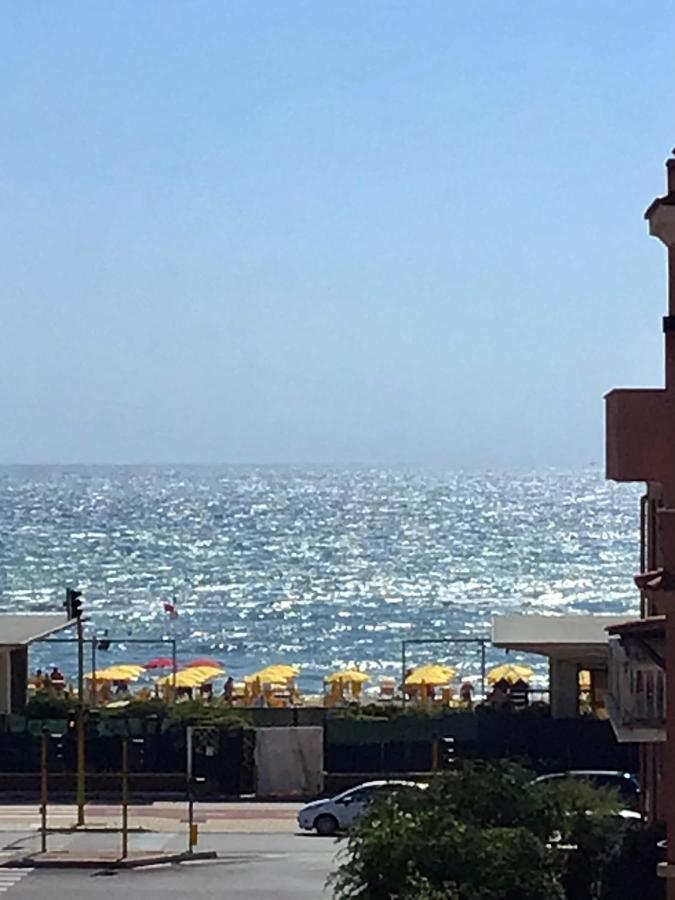Ostia Bed And Beach Zewnętrze zdjęcie